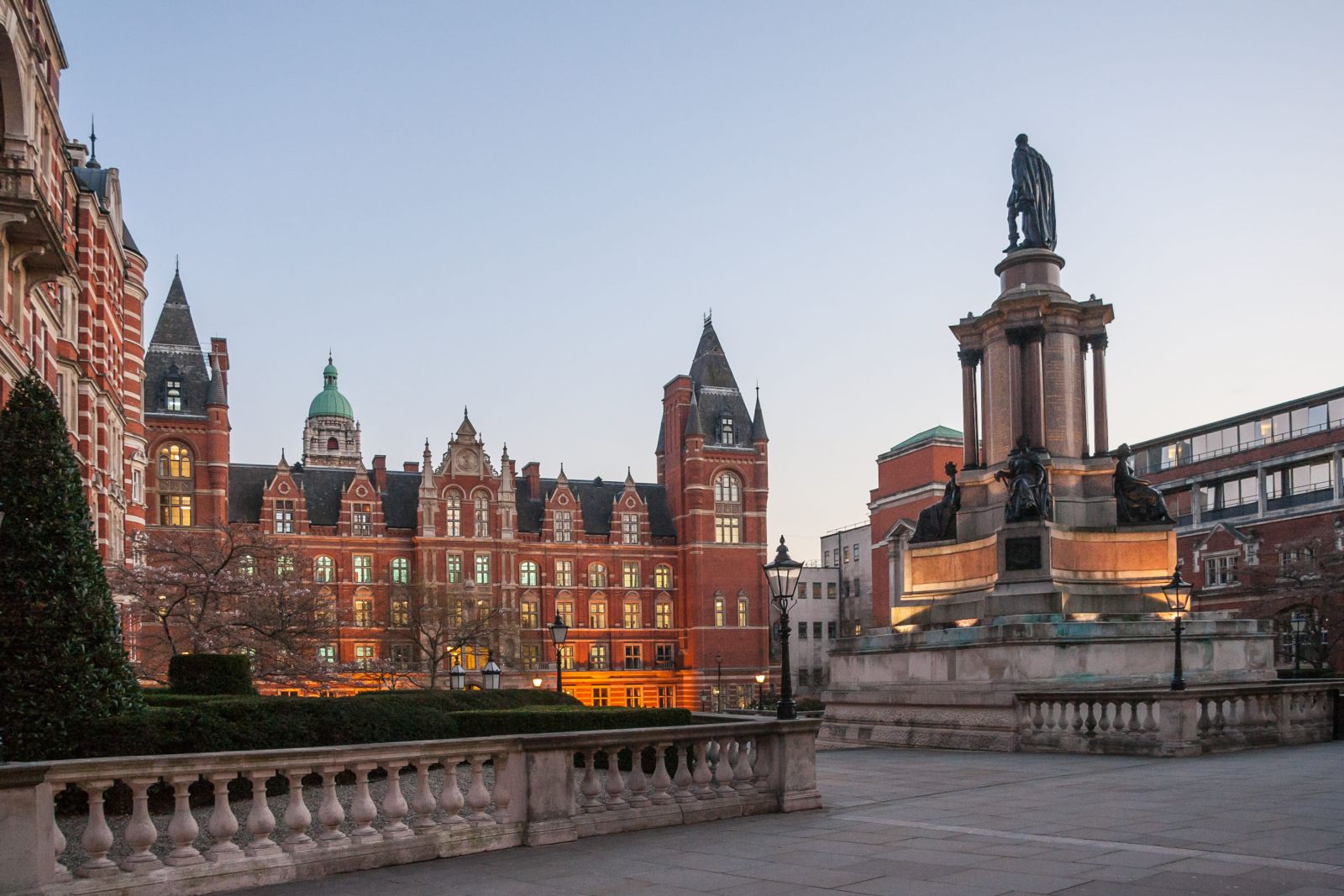 Imperial College London 帝國理工學院